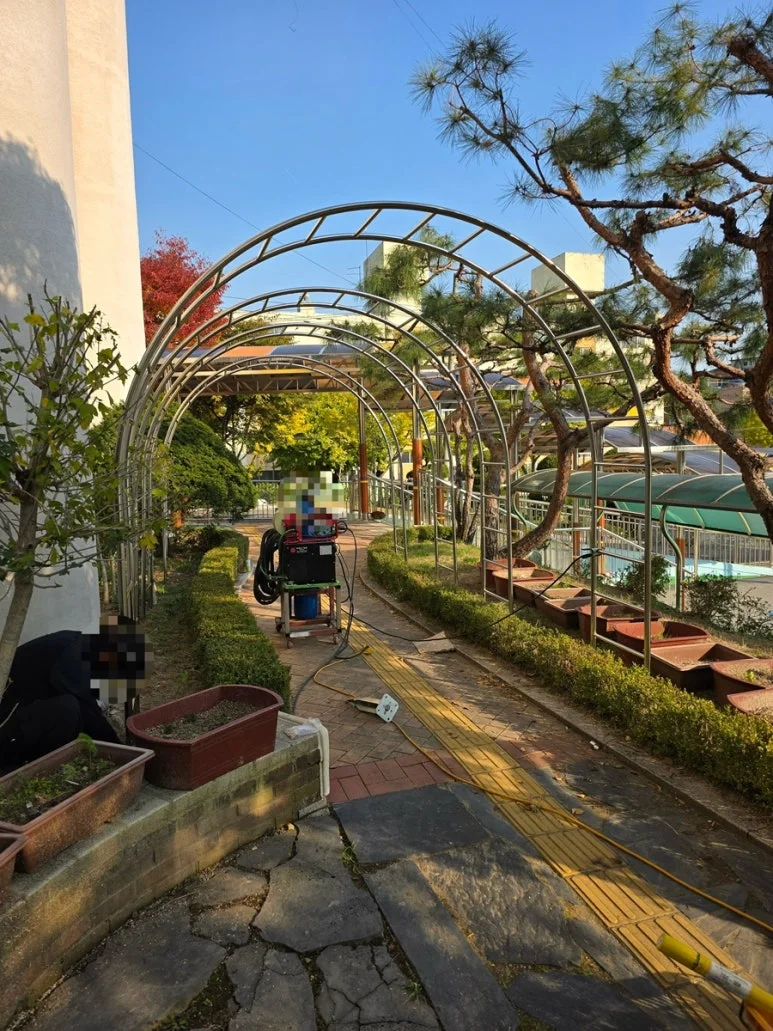 [스텐 장미아치] 수원 구운초등학교 텃밭 산책로 시공